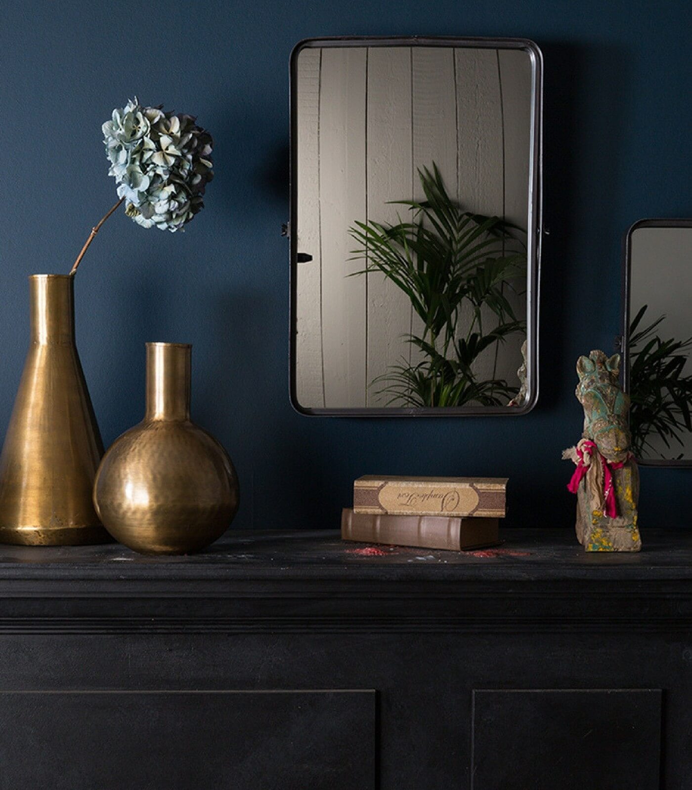 vase hari fat - laiton 2 vase hari fat - laiton – image 2