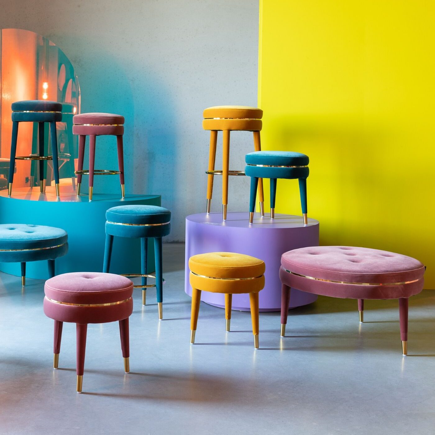 ottoman macaron – ø 74 x h 48 cm - rose (ignifugé) 2 ottoman macaron – ø 74 x h 48 cm - rose (ignifugé) – image 2