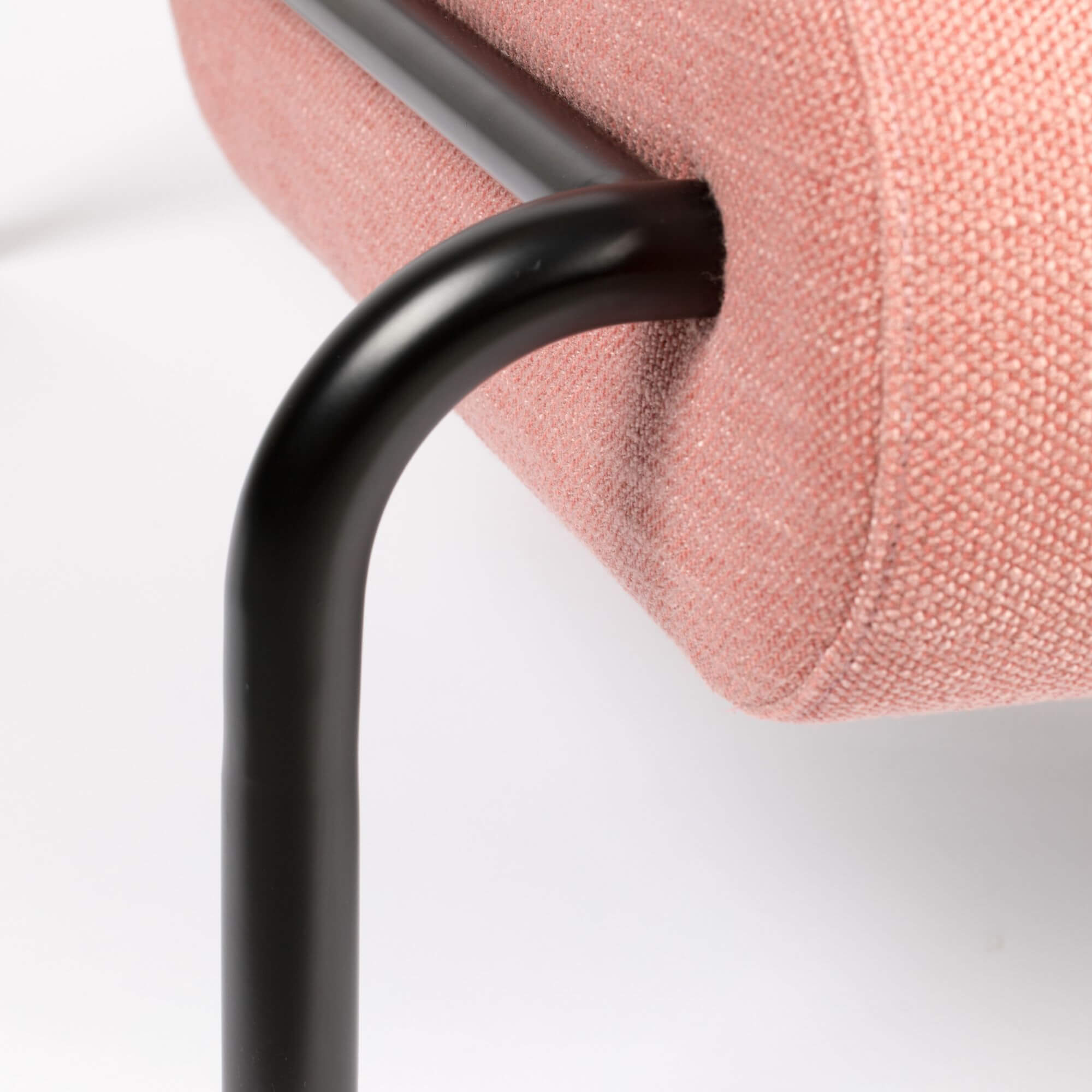 fauteuil lounge lekima - saumon 12 fauteuil lounge lekima - saumon – image 12