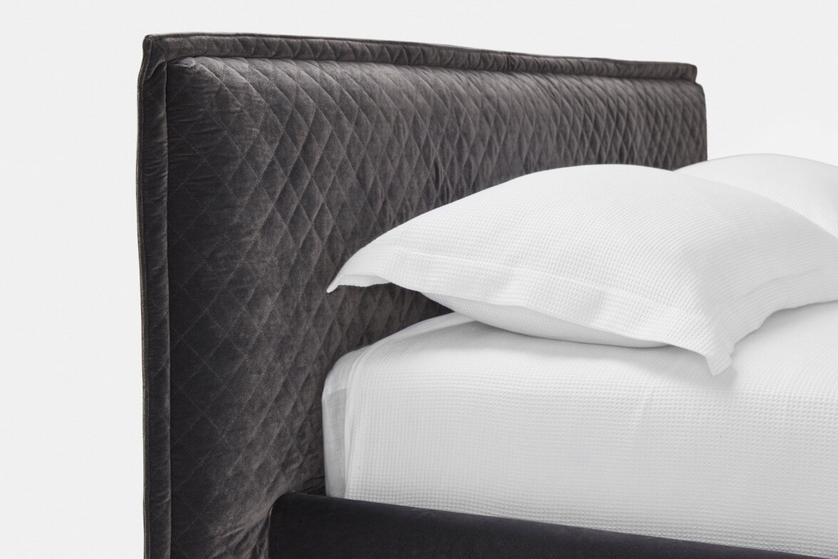 lit double 180 x 200 cm - norfolk matelassé - furninova 17 902736-bed-quilted-upholstery-queen-grey-norfolk-4-detail_1