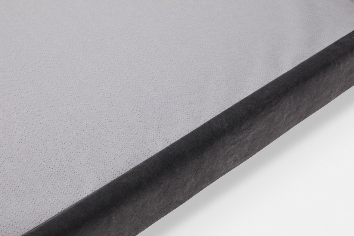 lit double 180 x 200 cm - norfolk matelassé - furninova 18 902736-bed-quilted-upholstery-queen-grey-norfolk-5-detail_1