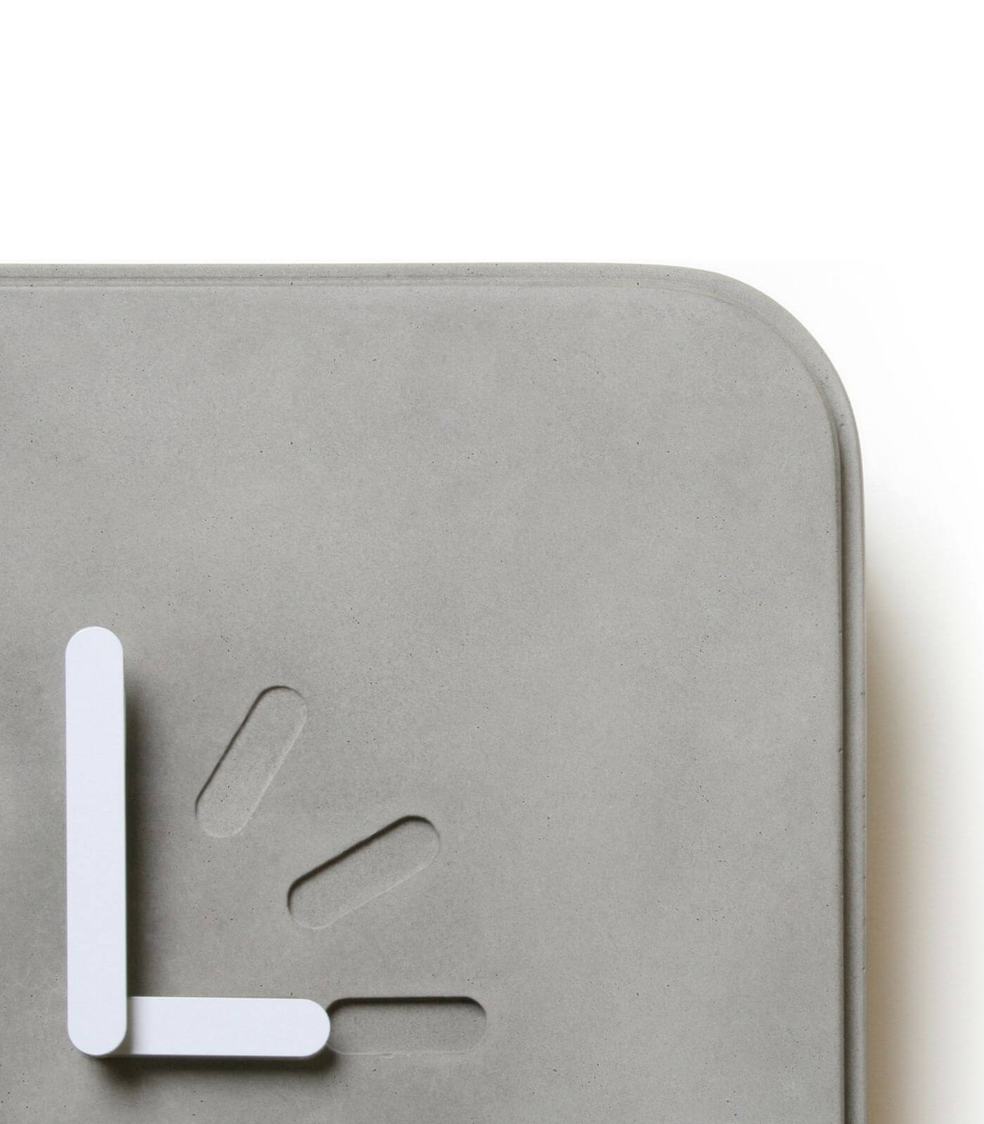 horloge low tech - life in progress - lyon beton 7 horloge low tech - life in progress - lyon beton – image 7