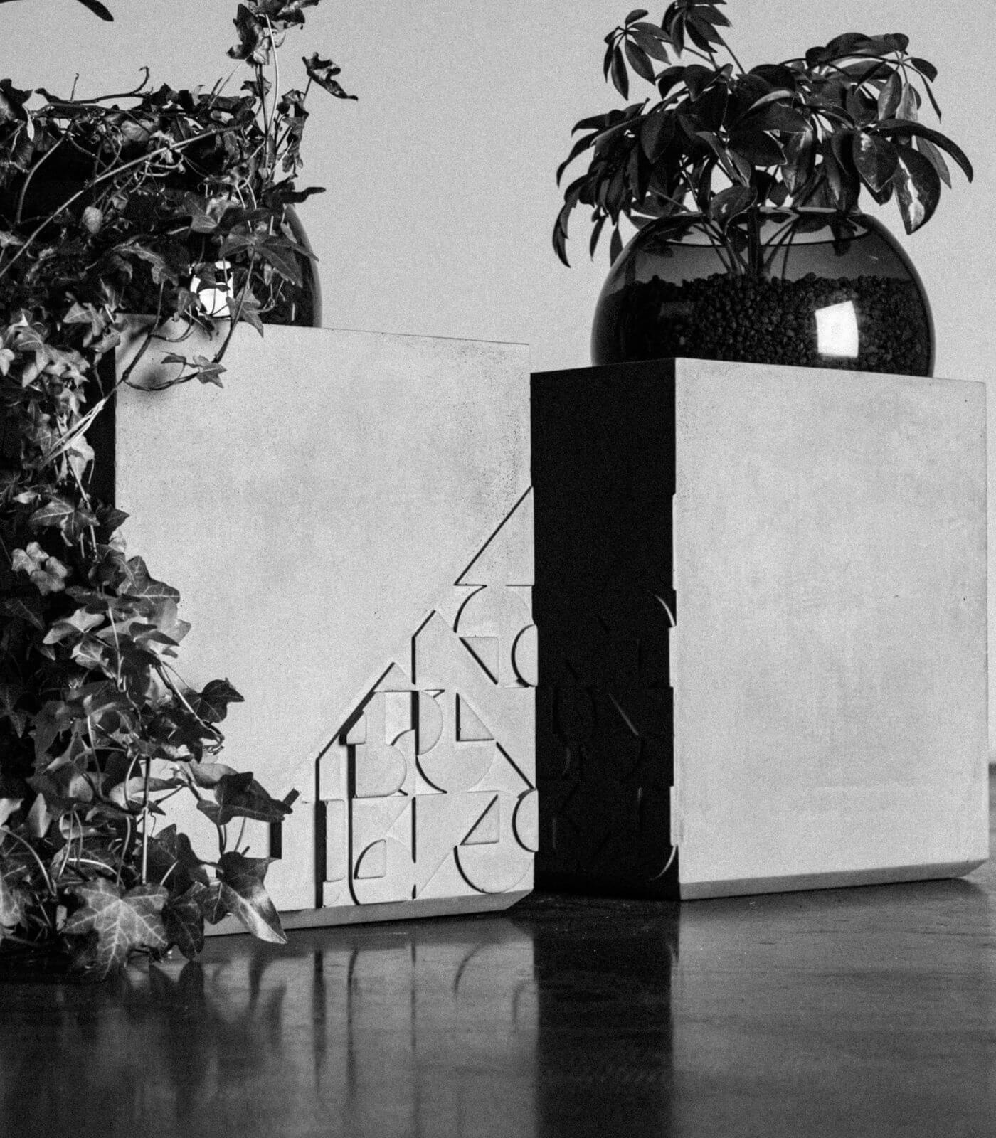 table d'appoint curb - lyon beton 17 table d'appoint curb - lyon beton – image 17