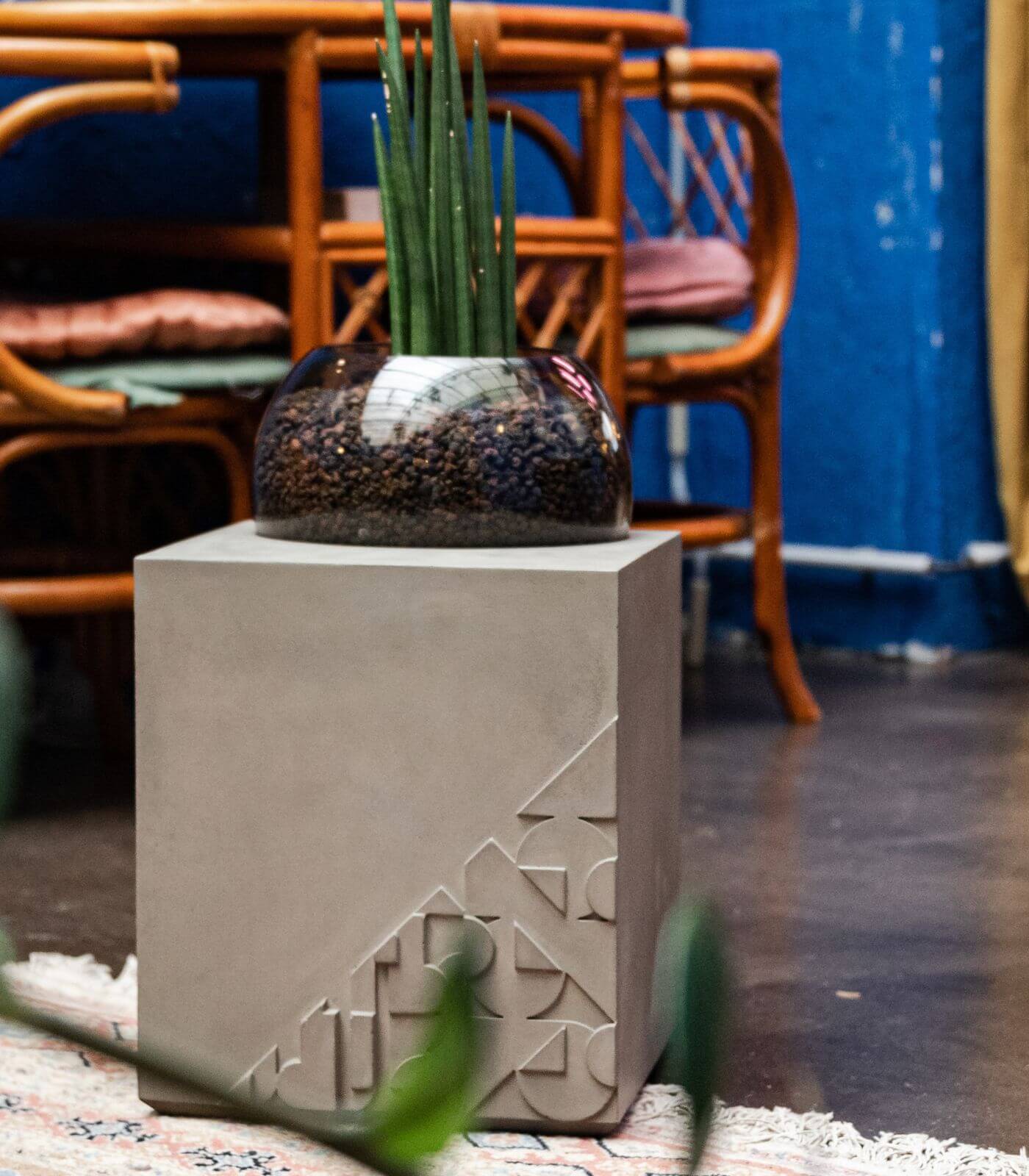 table d'appoint curb - lyon beton 32 table d'appoint curb - lyon beton – image 32