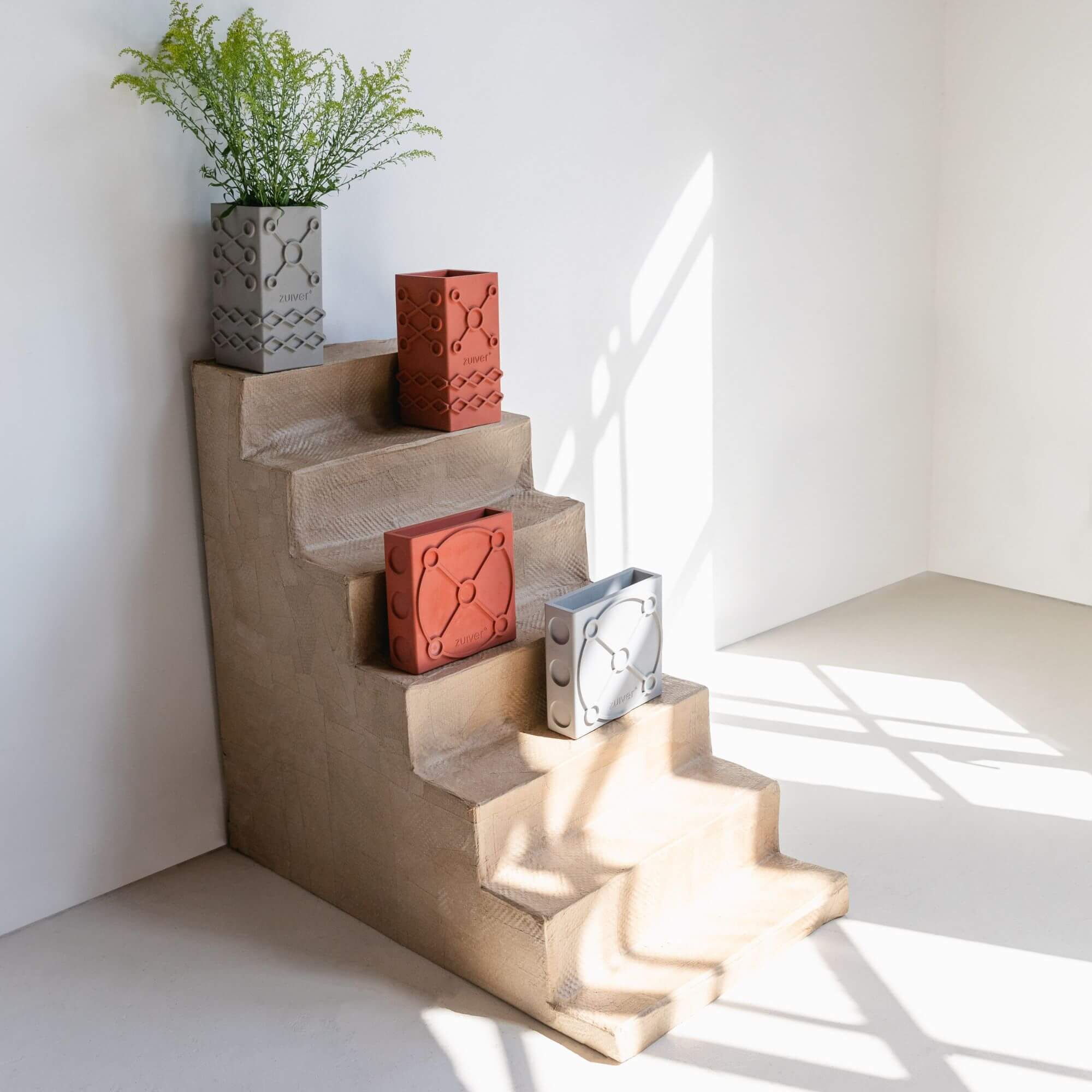 vase carré graphique béton - gris 2 vase carré graphique béton - gris – image 2