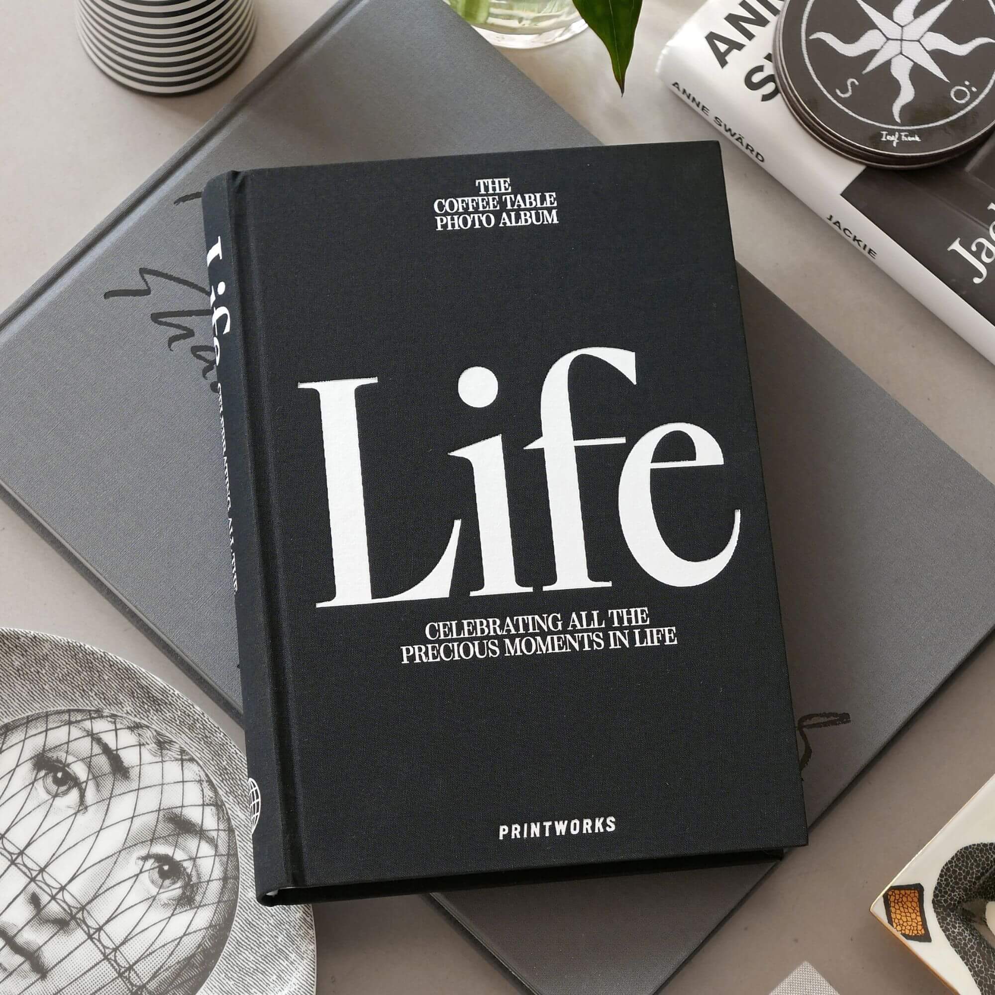 photo book - life - noir 3 photo book - life - noir – image 3