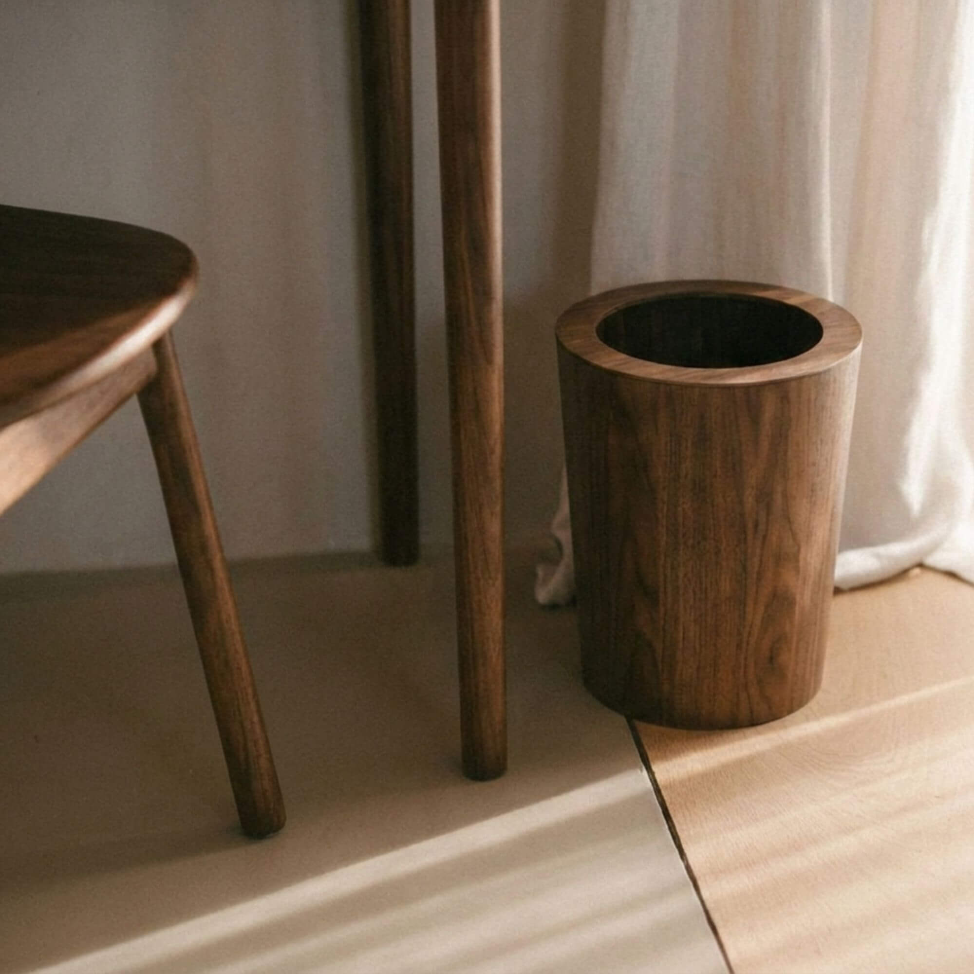 corbeille round - noyer - h 30,5 x ø 23,5 cm 2 corbeille round - noyer - h 30,5 x ø 23,5 cm – image 2