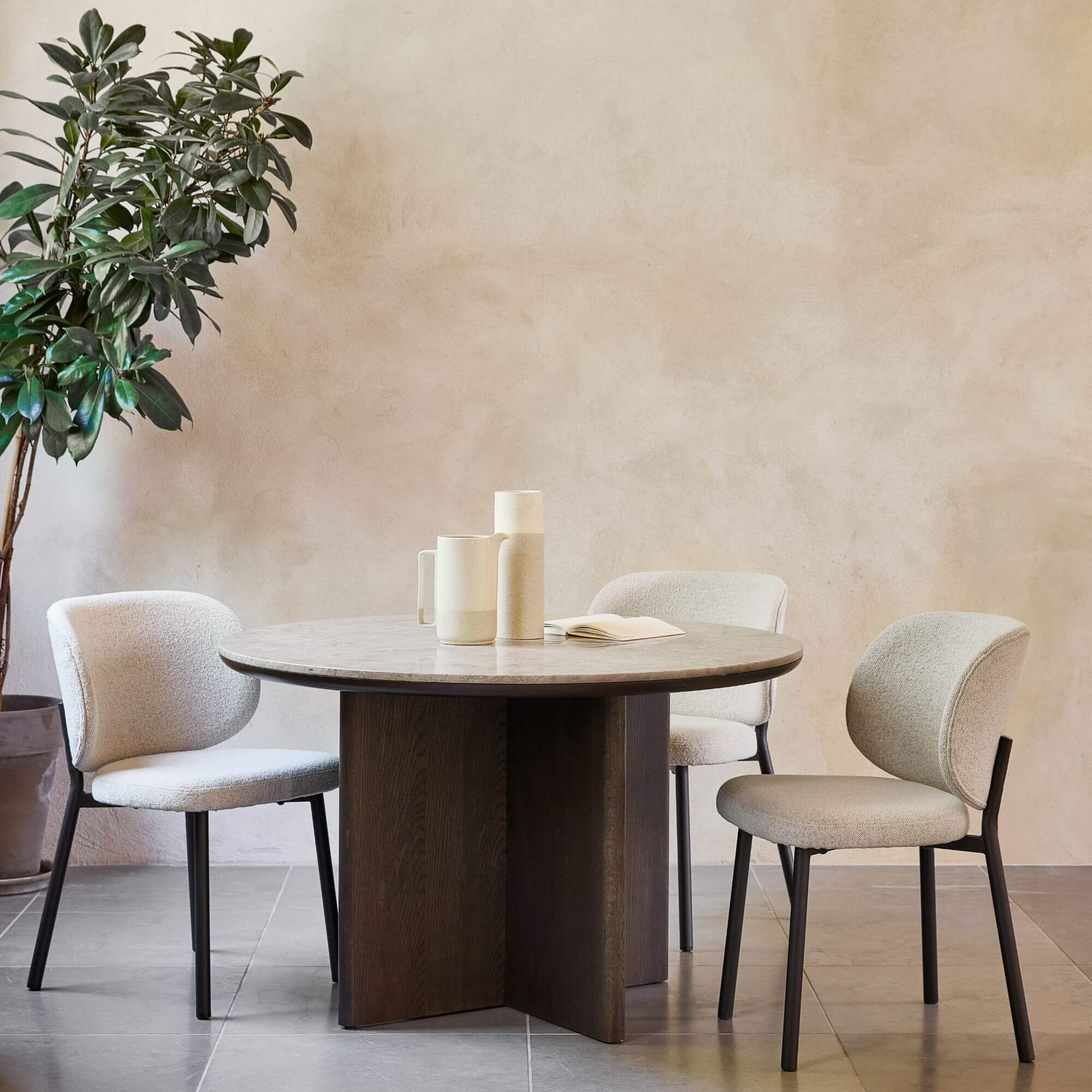 table à manger ritz en marbre et chêne – ø120 × h75 cm 2 table à manger ritz en marbre et chêne – ø120 × h75 cm – image 2