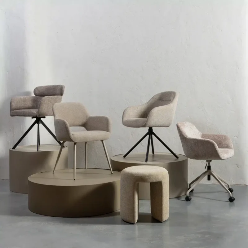 Chaise design en tissu gris ou taupe - Meubles Pastel Living