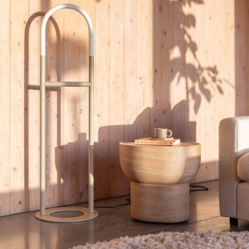 table d'appoint noble - l 50 x h 46 cm - indoor/outdoor – image 2