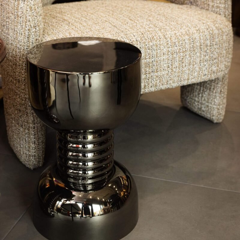 table/tabouret gonna make you sweat – image 4