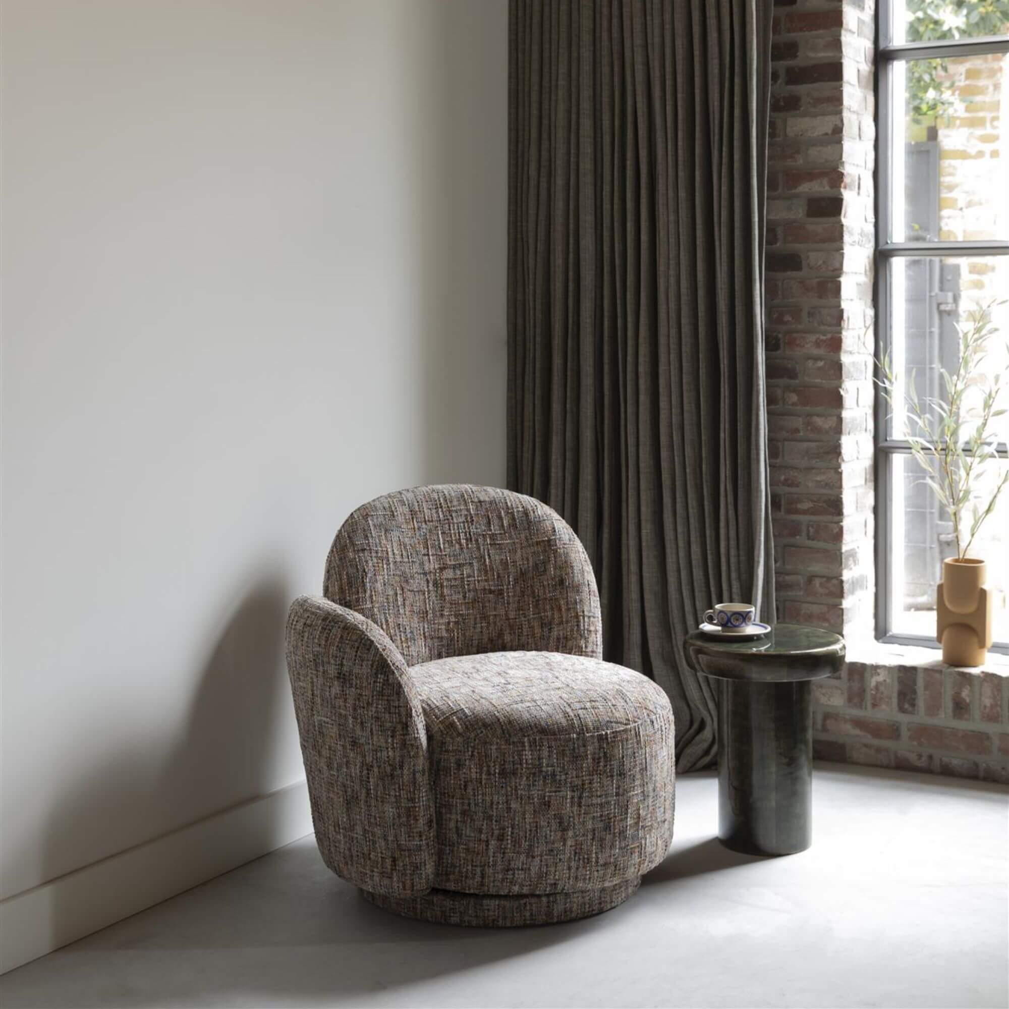 fauteuil lounge rose - pivotant 2 fauteuil lounge rose - pivotant – image 2