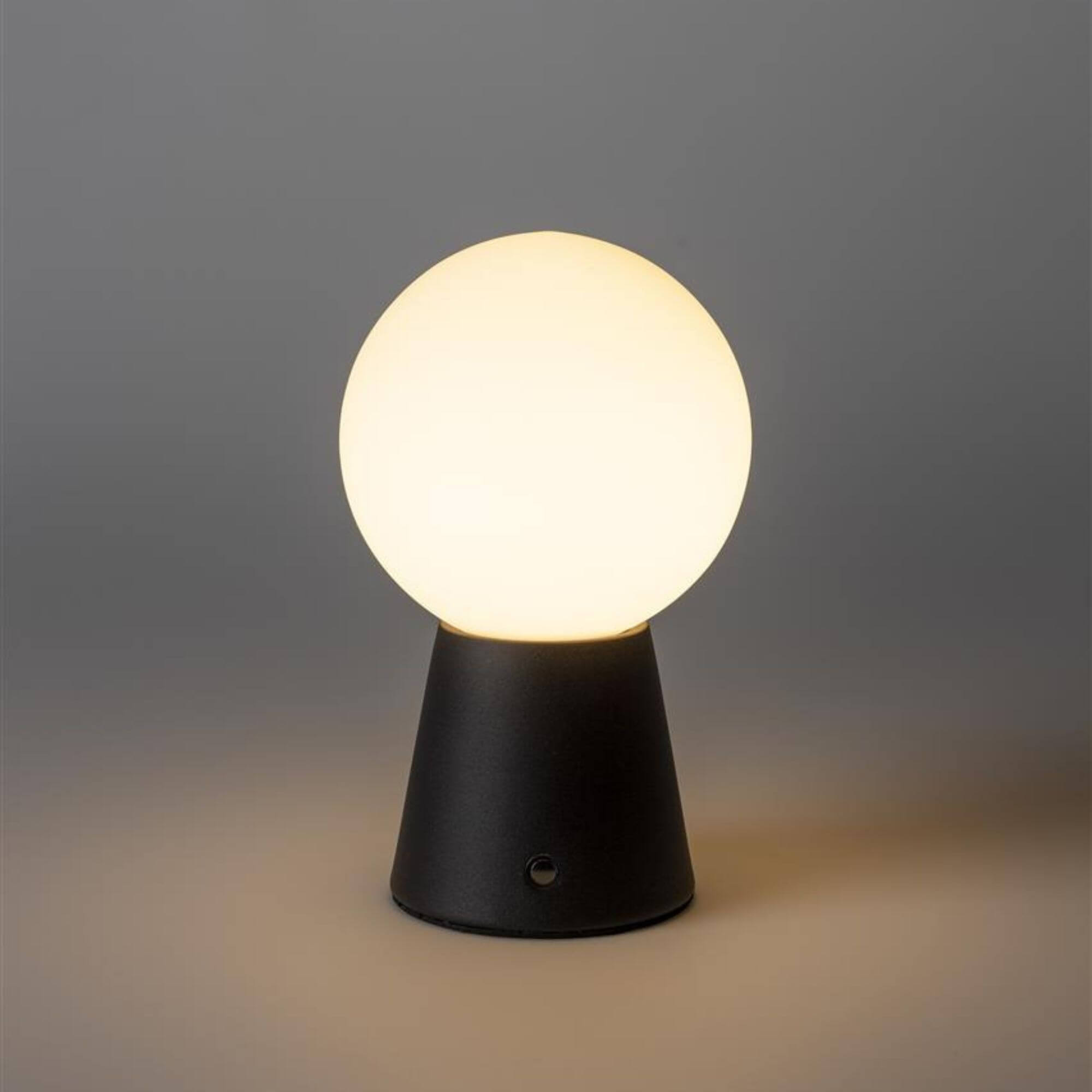 lampe à poser stellar - rechargeable - ø 12 x h 20 cm 5 lampe à poser stellar - rechargeable - ø 12 x h 20 cm – image 5