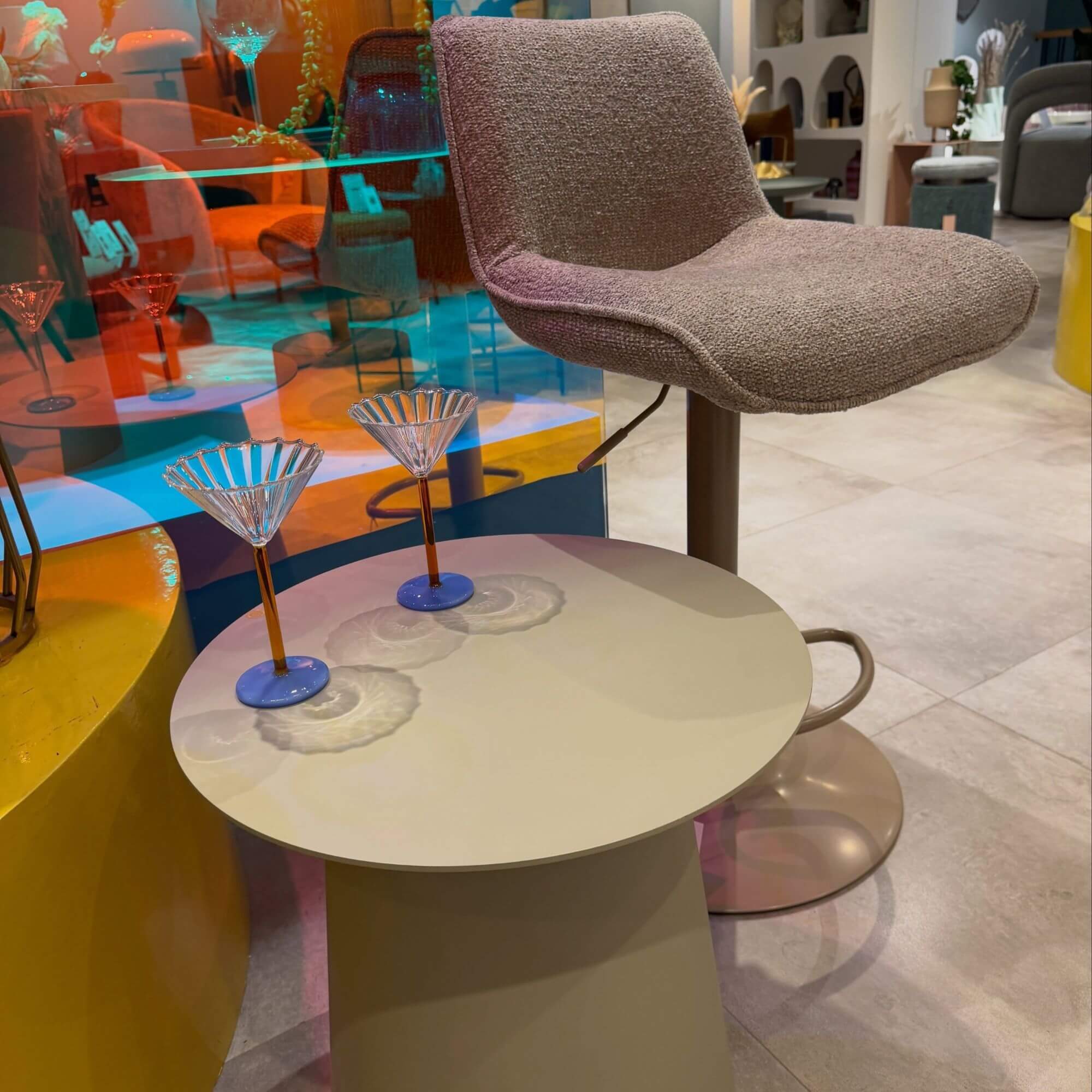 tabouret de bar marten - ajustable | pivotant 3 tabouret de bar marten - ajustable | pivotant – image 3